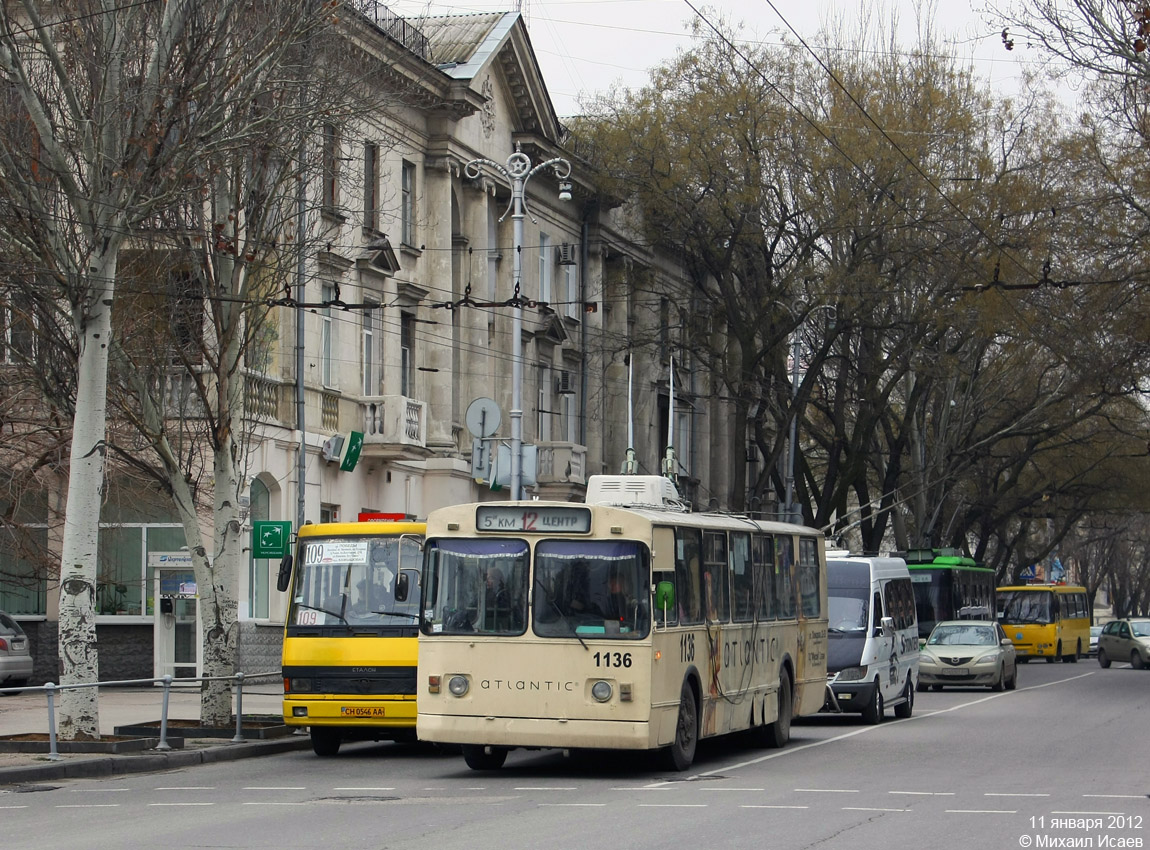 Севастополь, ЗиУ-682В [В00] № 1136