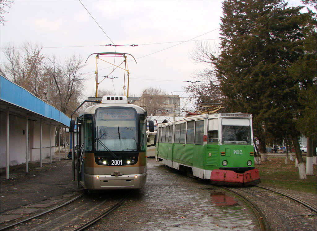 Ташкент, Vario LF.S № 2001; Ташкент, 71-605 (КТМ-5М3) № РСВ-2