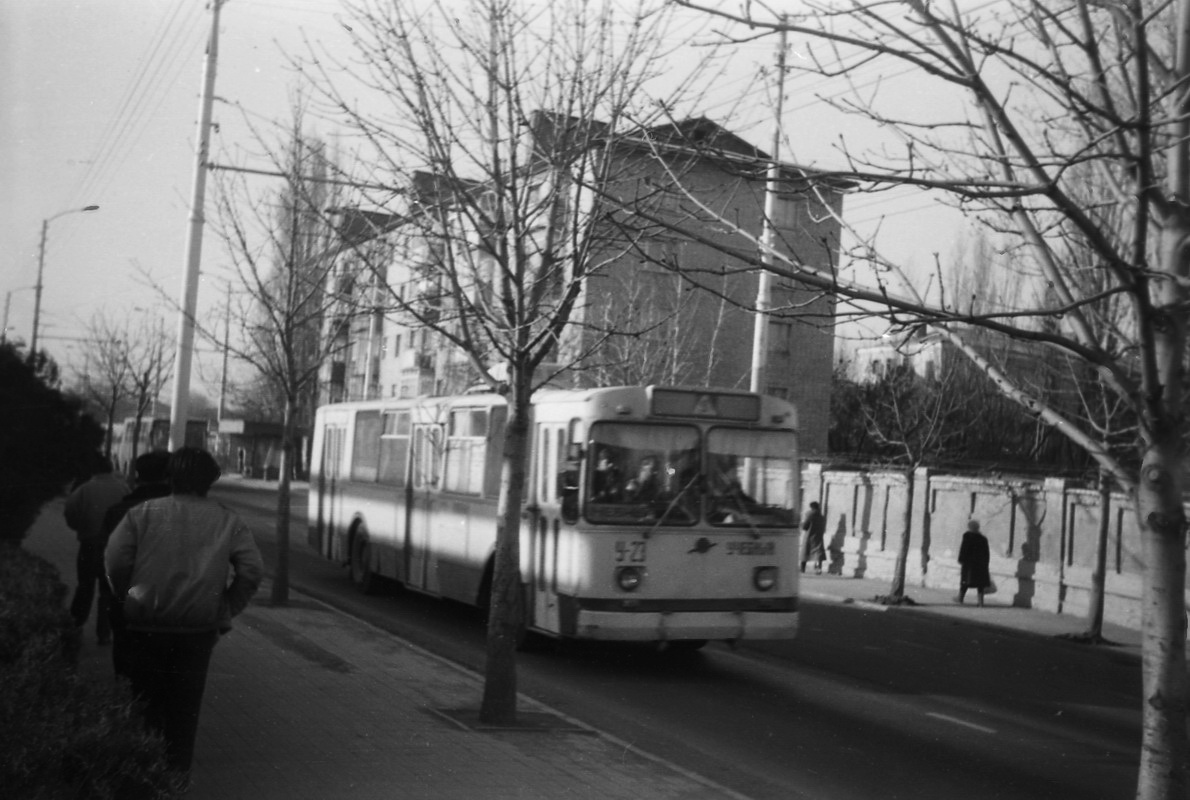 Краснодар, ЗиУ-682В № У-23