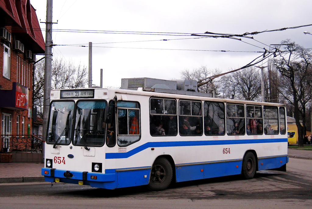 Кривой Рог, ЮМЗ Т2 мод. 7 № 654