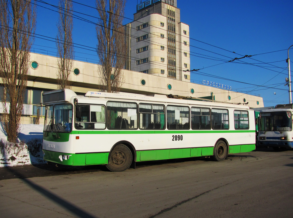 Уфа, ЗиУ-682Г-016 (018) № 2090 Уфа, ЗиУ-682Г-016 (018) № 2090
