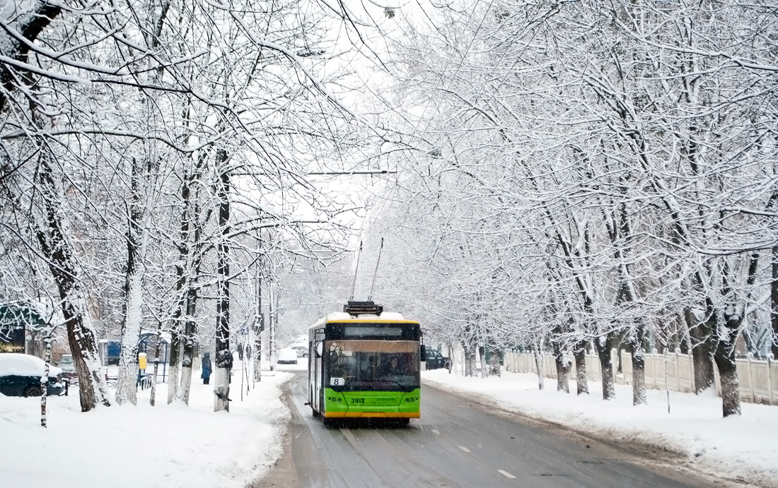 Киев, ЛАЗ E183D1 № 3912