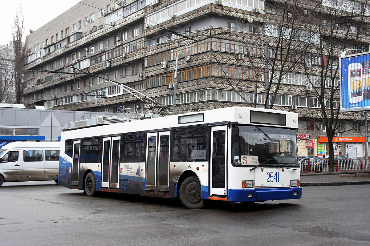 Dnipro, YMZ E186 č. 2541