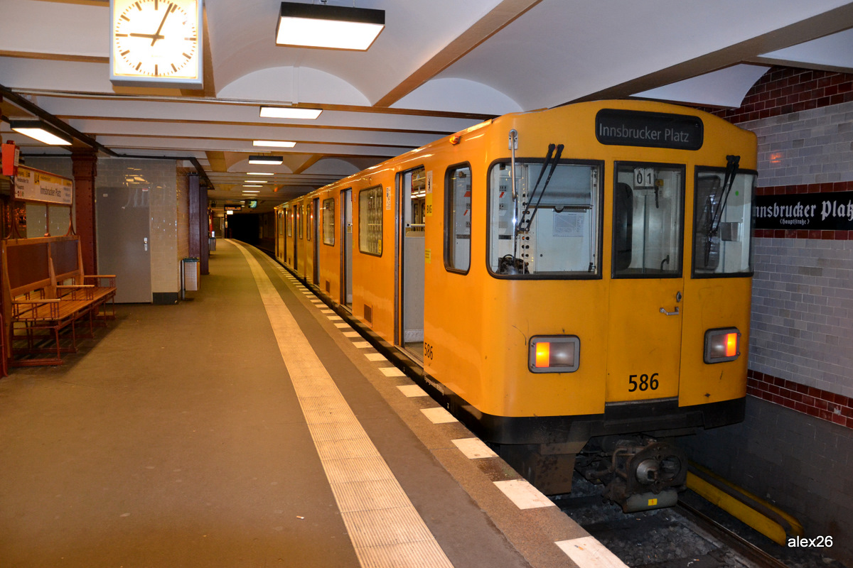 Берлин, BVG A3L92.2 № 586