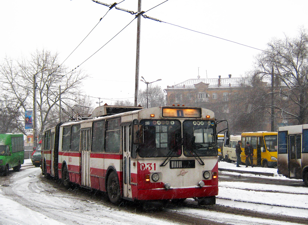 Кривой Рог, ЗиУ-620520 № 031