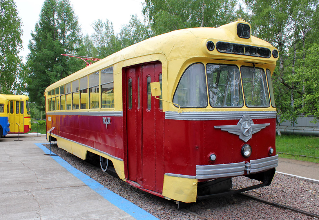 Nizhny Novgorod, RVZ-6M2 № 2830; Nizhny Novgorod — Museum-Vagons