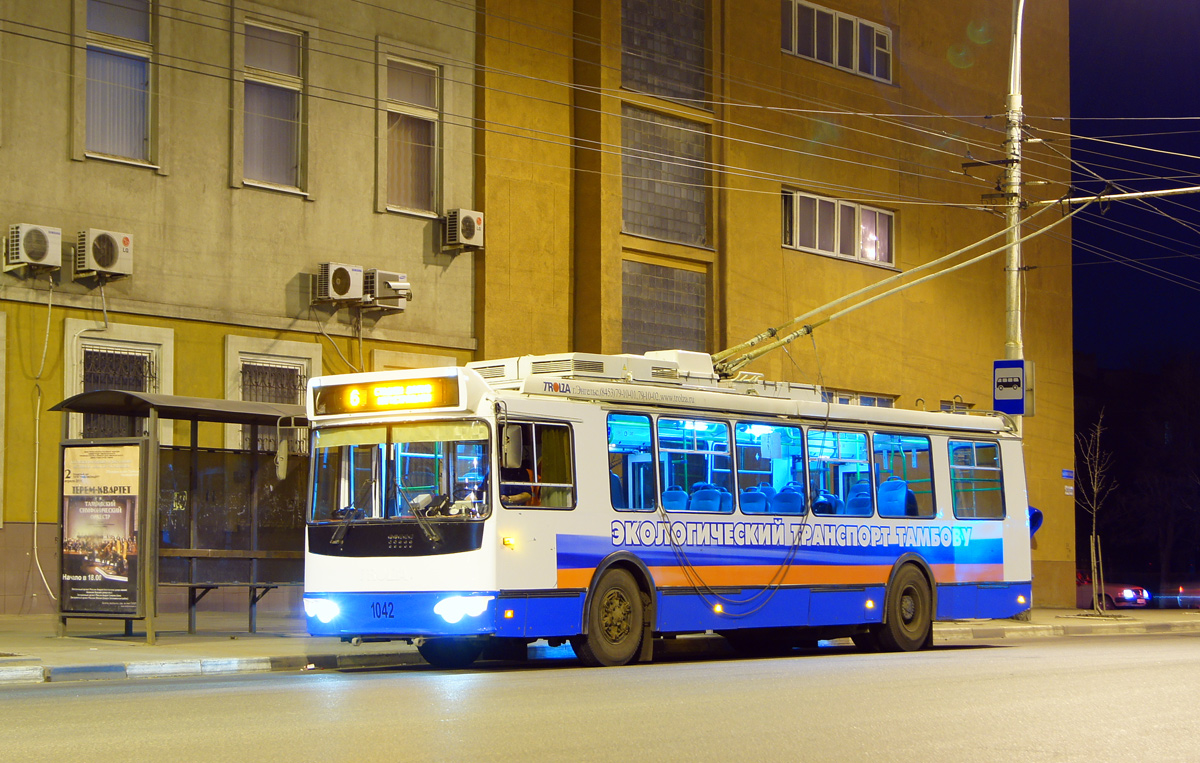 Tambov, ZiU-682G-016.04 N°. 1042