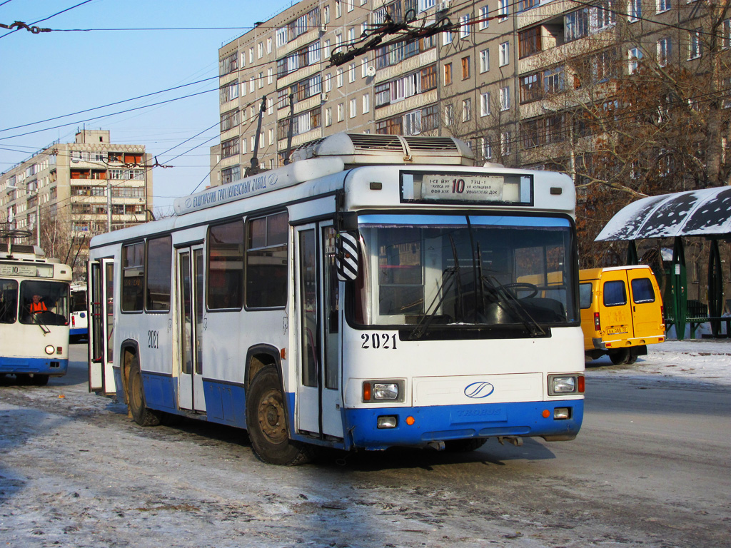 Уфа, БТЗ-52761Т № 2021
