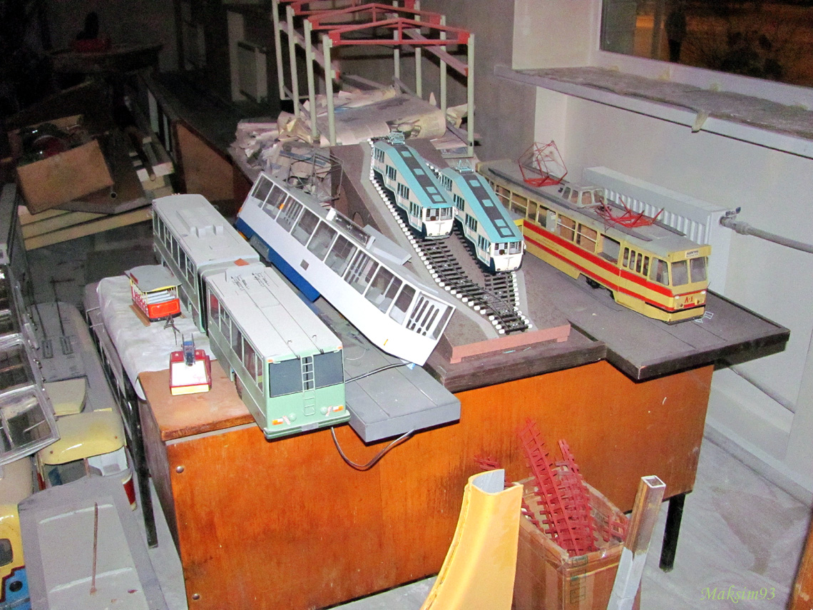 Киев — Памятные знаки