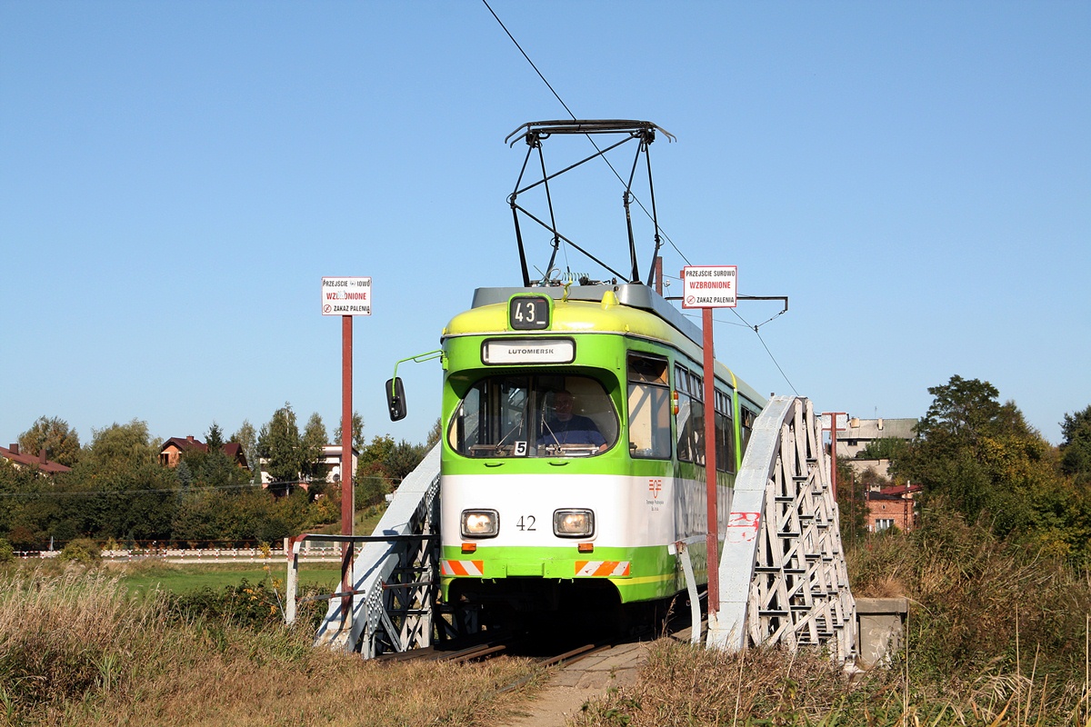 Лодзь, Duewag GT6 № 42; Лодзь — Пригородные трамваи — Лютомерск