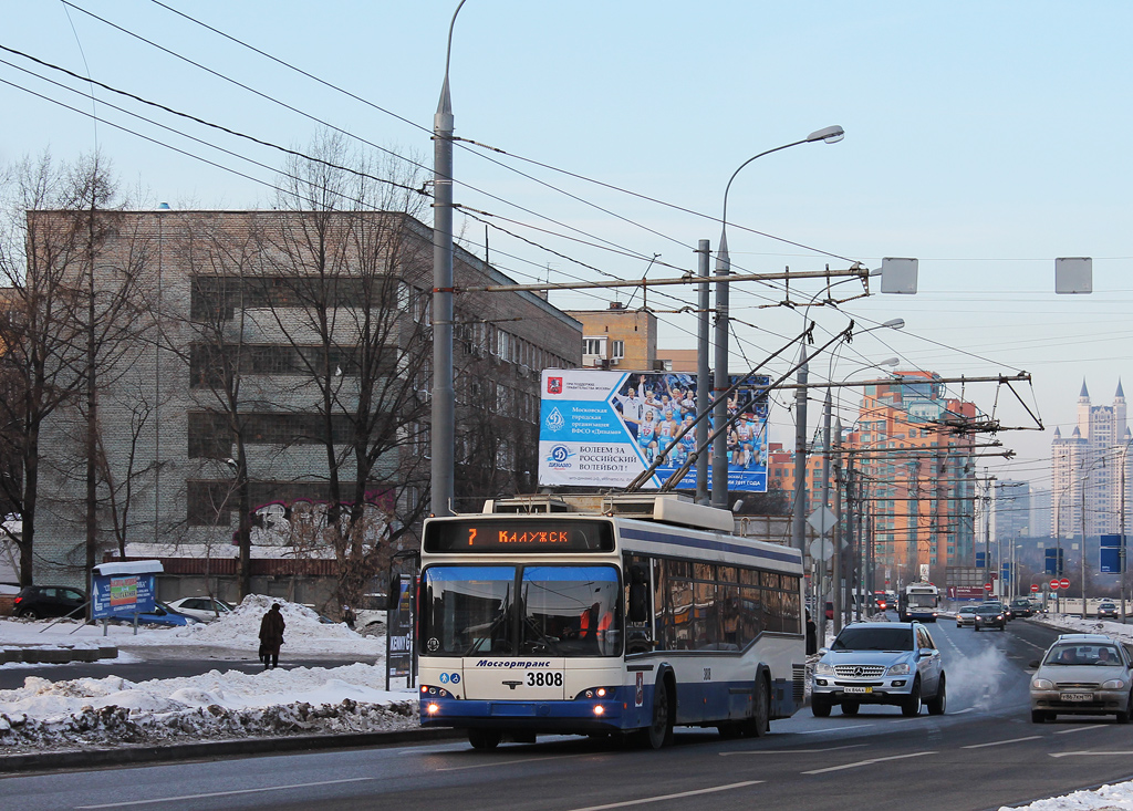 Moszkva, SVARZ-MAZ-6235.00 — 3808