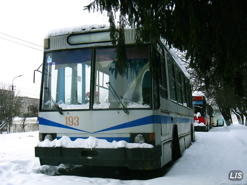 Луцк, ЮМЗ Т1 № 193