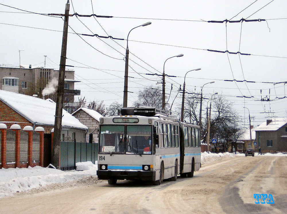 Луцк, ЮМЗ Т1 № 194