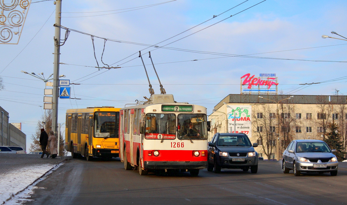 Ижевск, ЗиУ-682В [В00] № 1266