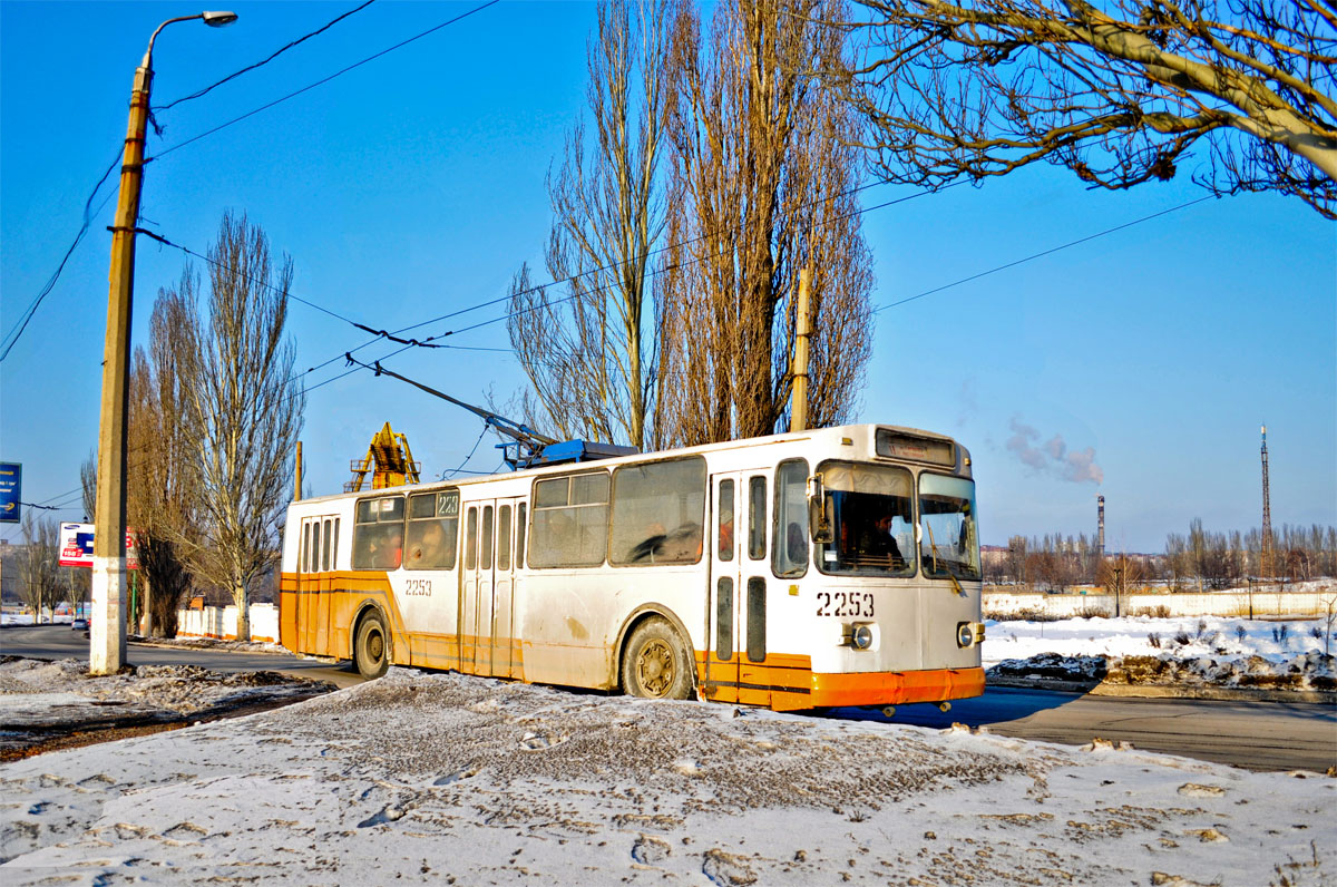 Донецк, ЗиУ-682В-013 [В0В] № 2253