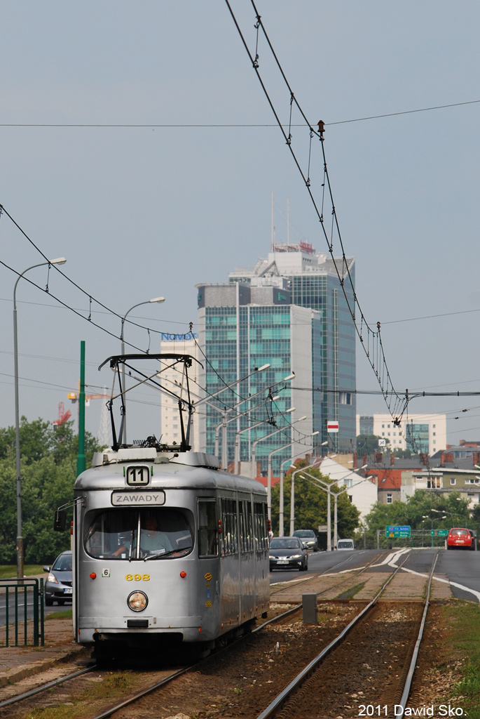 Poznań, Duewag GT8 č. 698