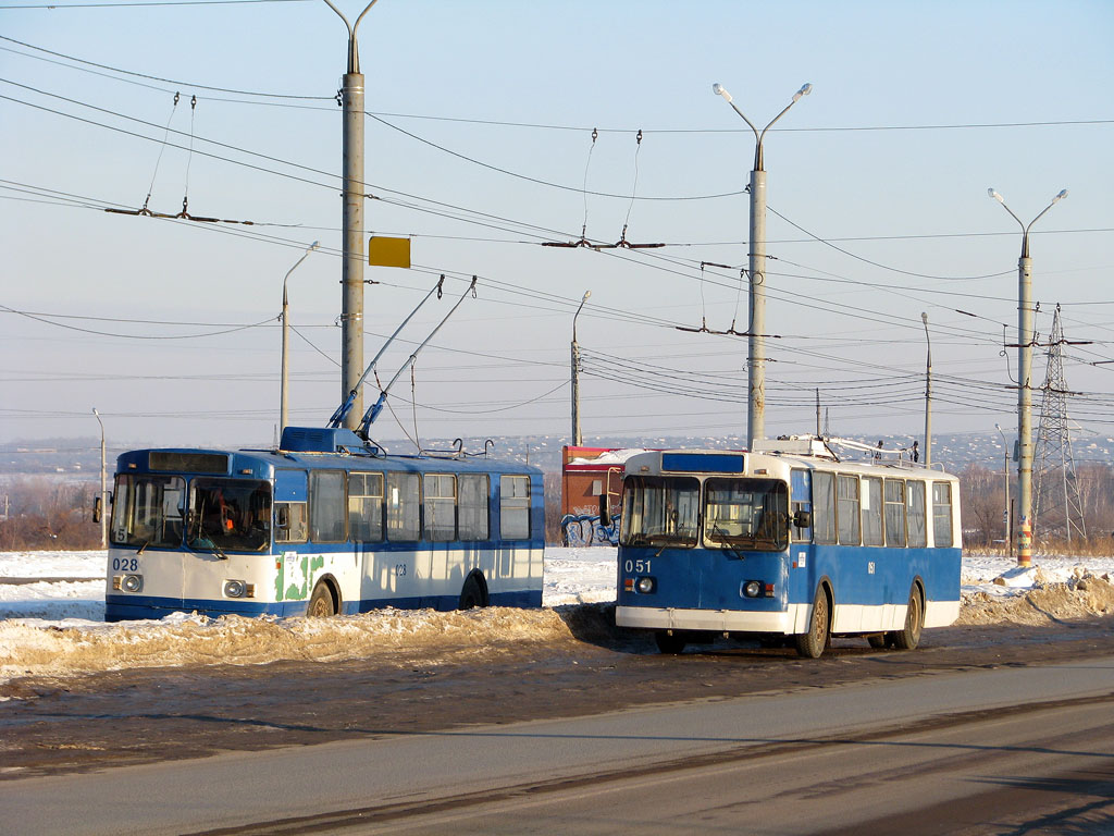 Новокуйбышевск, ЗиУ-682В-012 [В0А] № 051; Новокуйбышевск, ЗиУ-682Г (СЗТМ) № 028