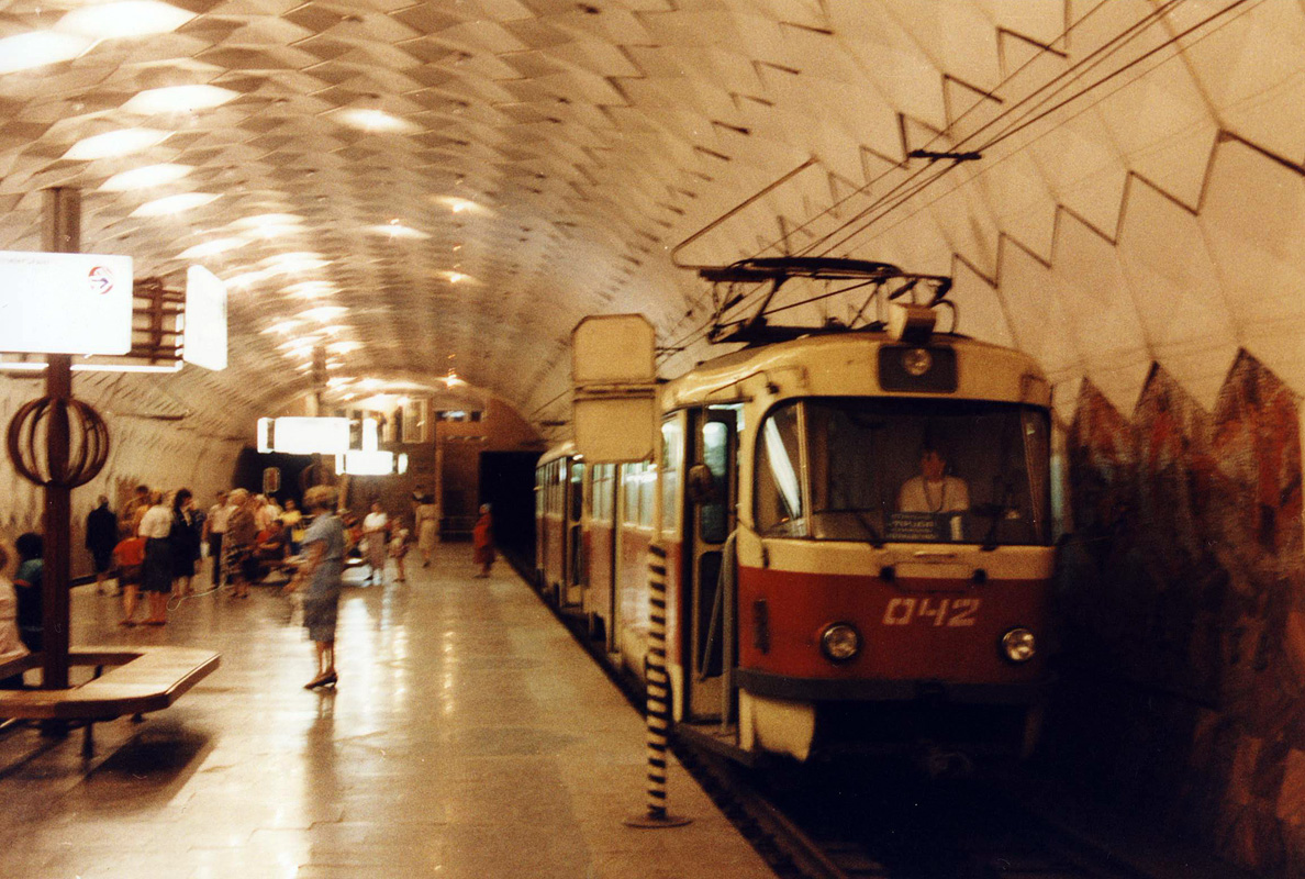 Кривой Рог, Tatra T3SU № 042