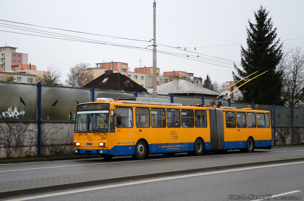 Злин, Škoda 15Tr13/6M № 352
