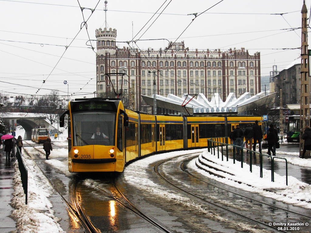 Будапешт, Siemens Combino Supra NF12B № 2035