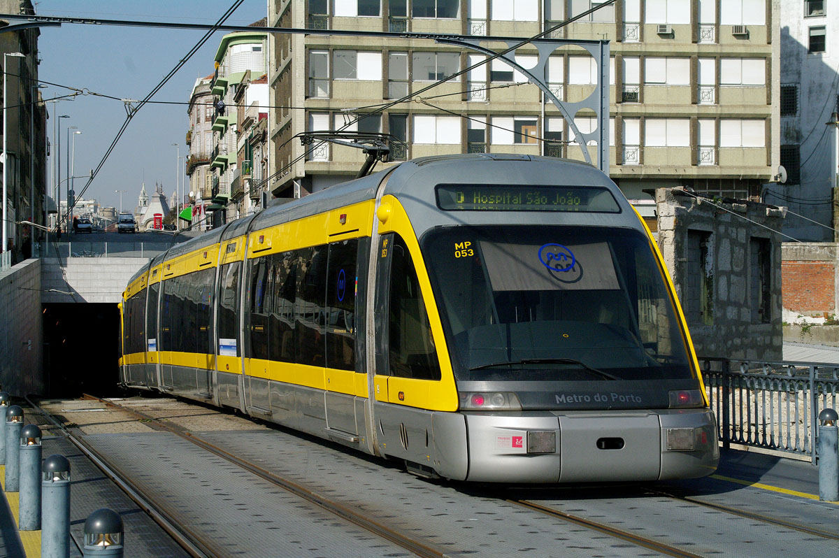 Порту, Bombardier Eurotram (Flexity Outlook) № MP053