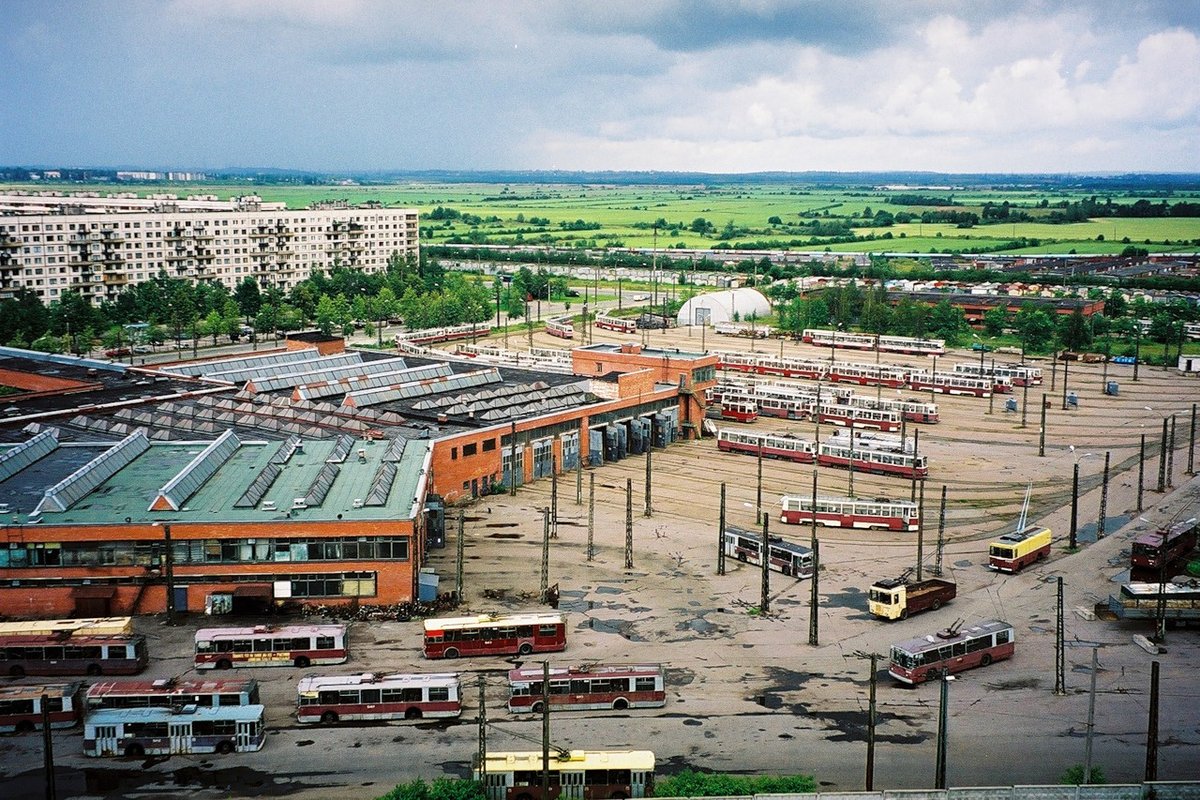 Sankt Peterburgas — Joint tramway-trolleybus depot