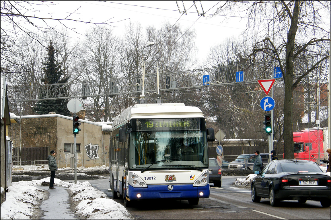 Рига, Škoda 24Tr Irisbus Citelis № 18012
