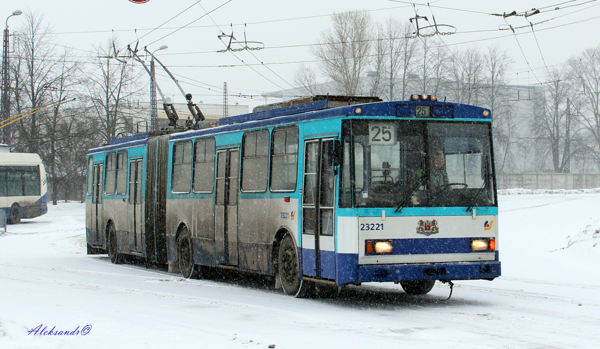 Рига, Škoda 15Tr02/6 № 23221