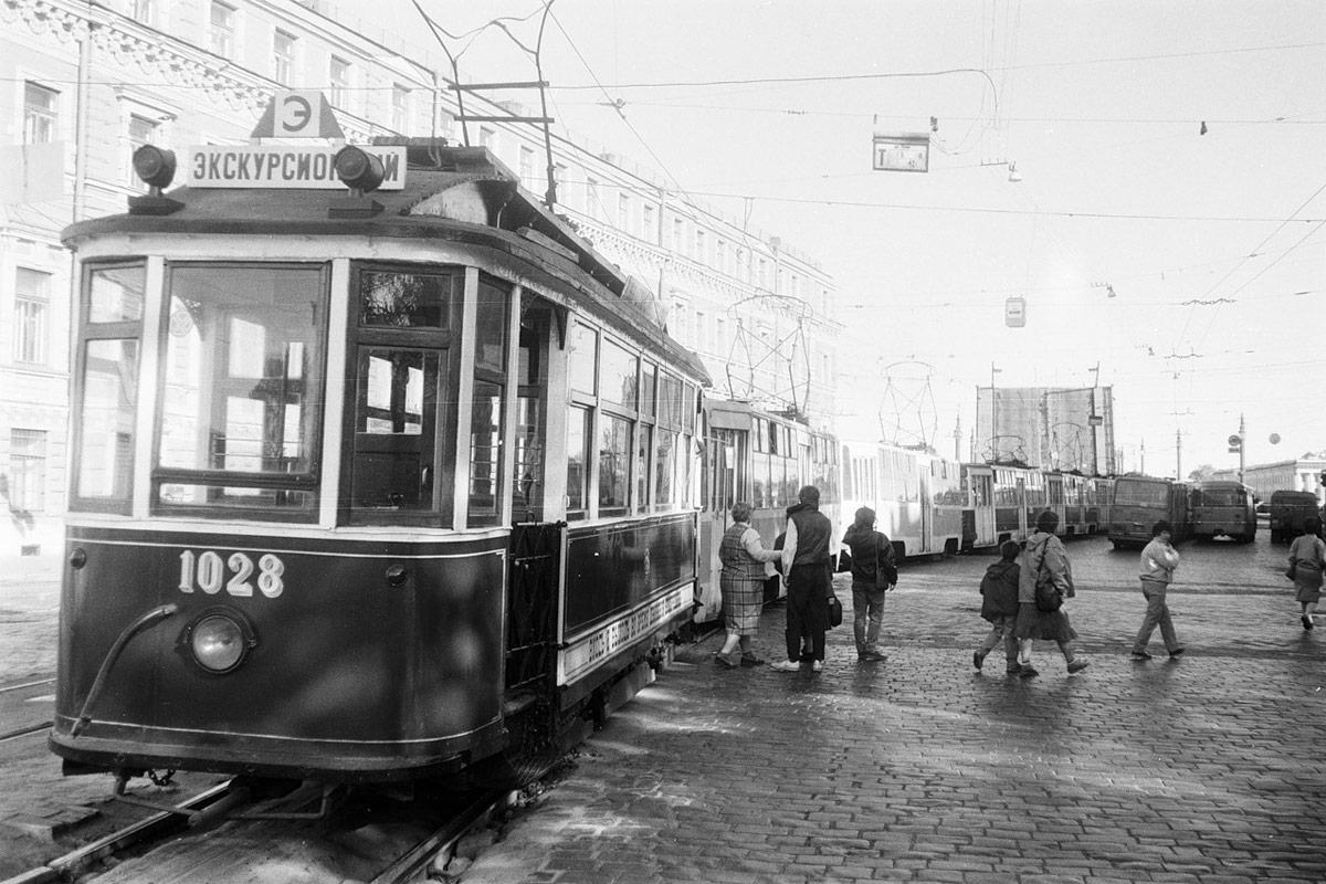 Санкт-Петербург, Двухосный моторный вагон № 1028 Санкт-Петербург, Двухосный моторный вагон № 1028