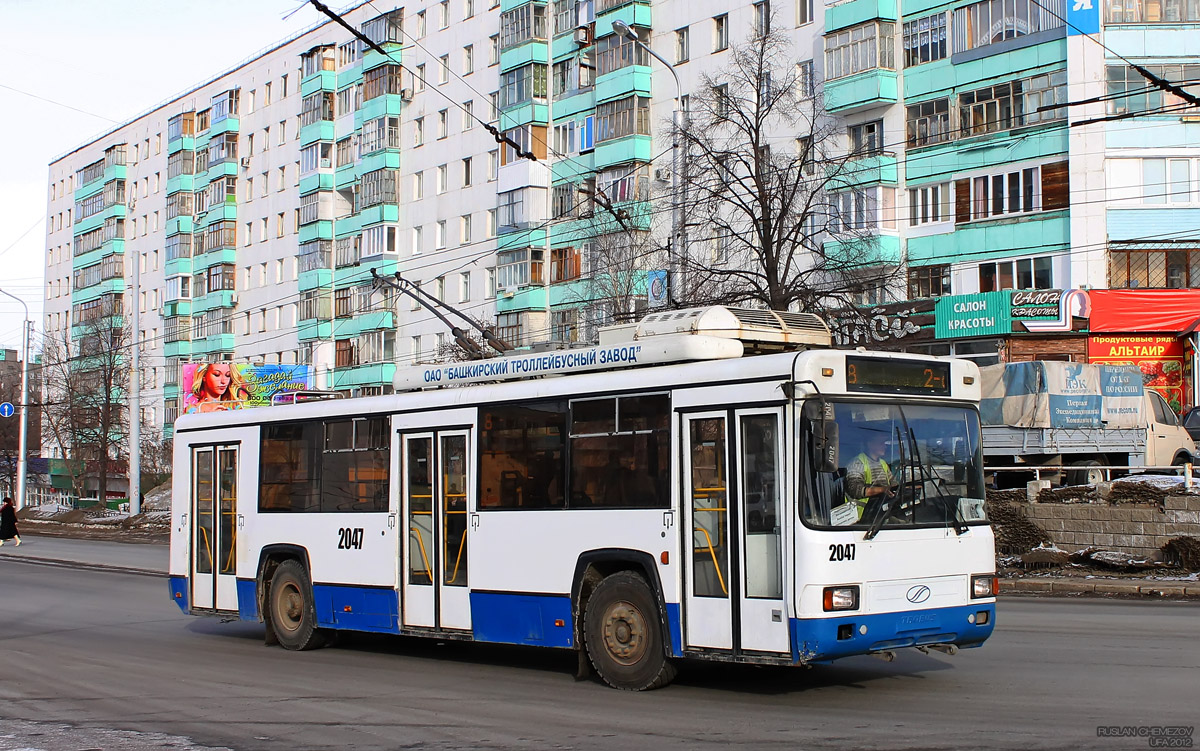 Уфа, БТЗ-52761Т № 2047