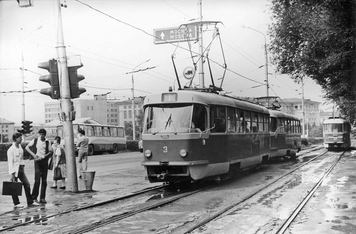 Тула, Tatra T3SU (двухдверная) № 3; Тула, Tatra T3SU (двухдверная) № 27 Тула, Tatra T3SU (двухдверная) № 3; Тула, Tatra T3SU (двухдверная) № 27