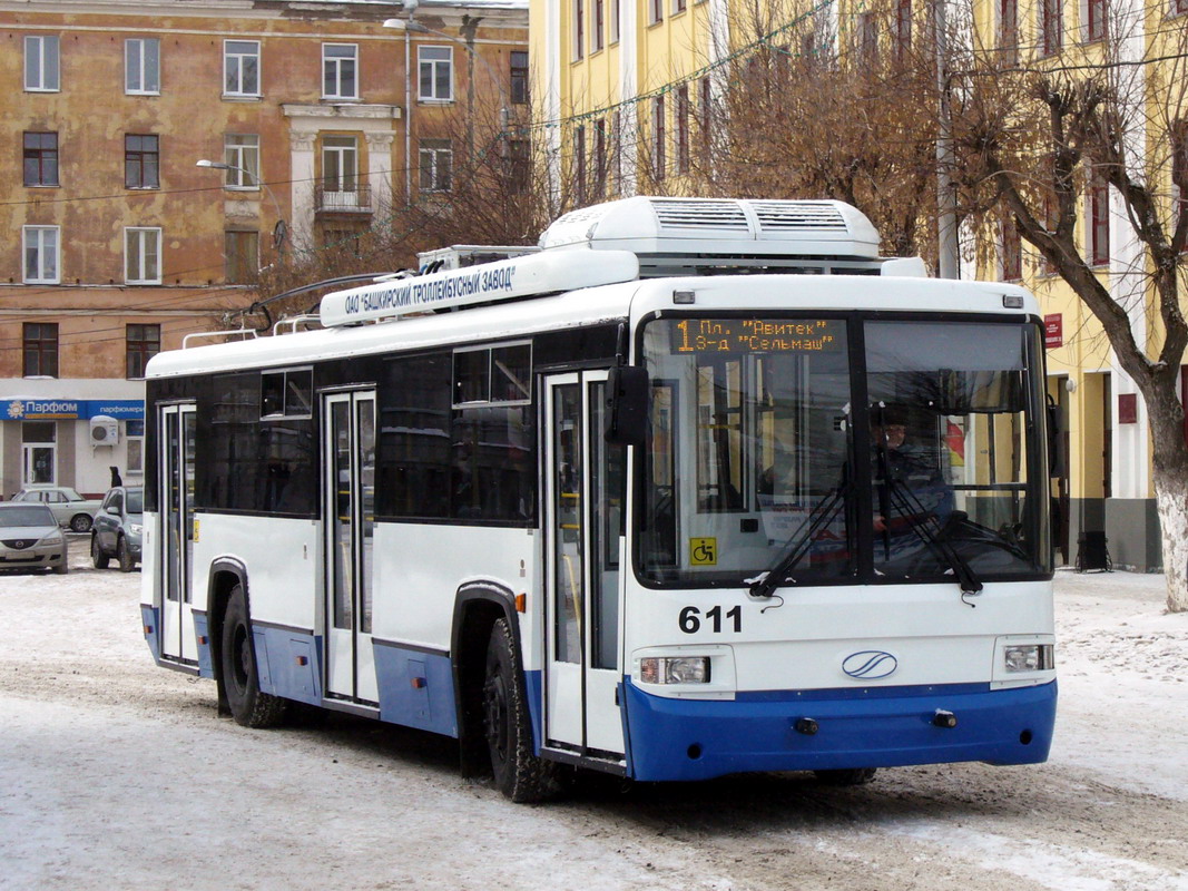 Киров, БТЗ-52768А № 611 Киров, БТЗ-52768А № 611