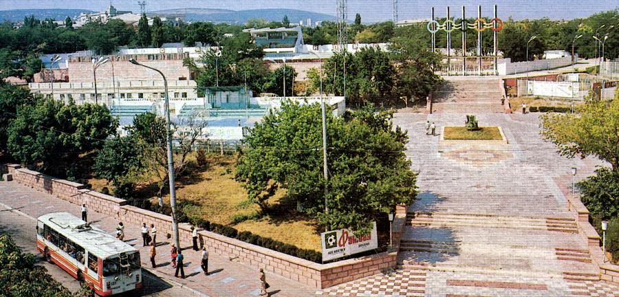 Новороссийск, ЗиУ-682В № 125; Новороссийск — Старые фотографии