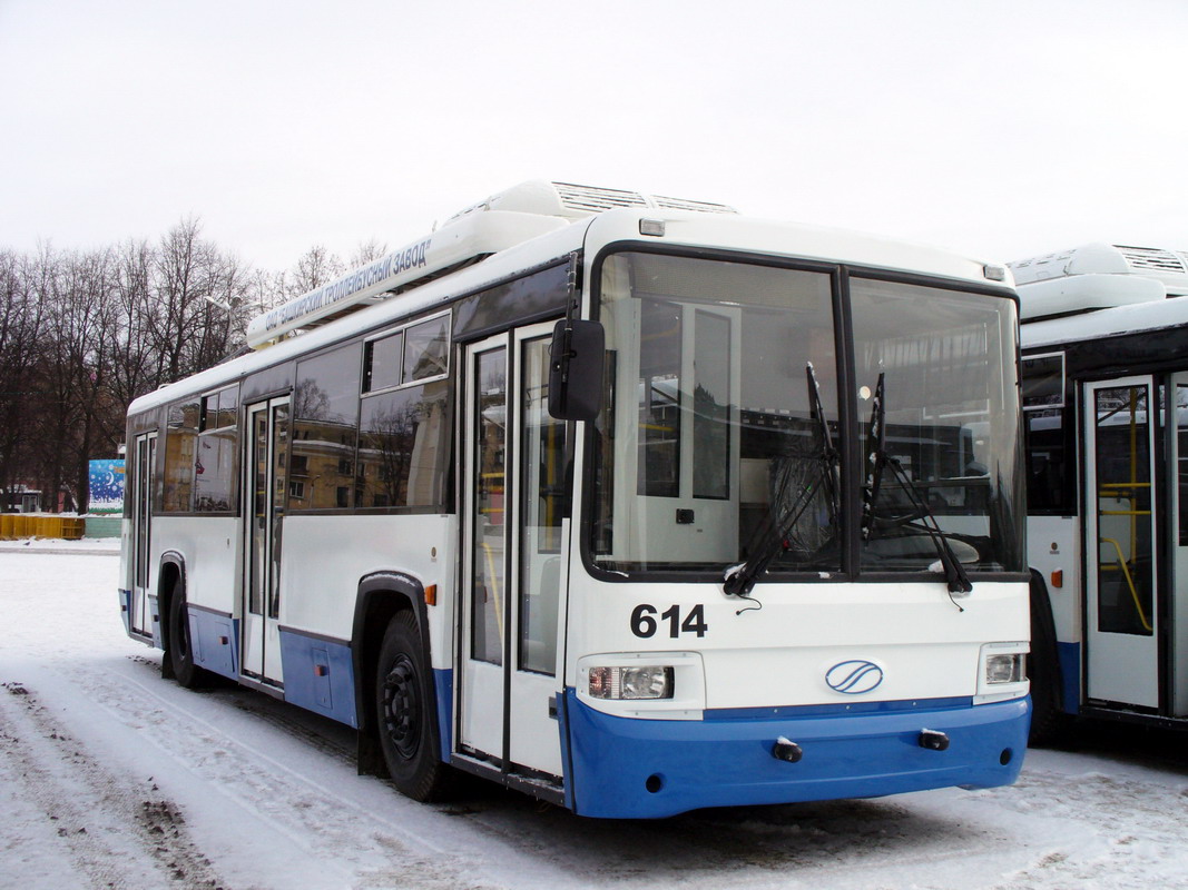 Kirov, BTZ-52768R N°. 614