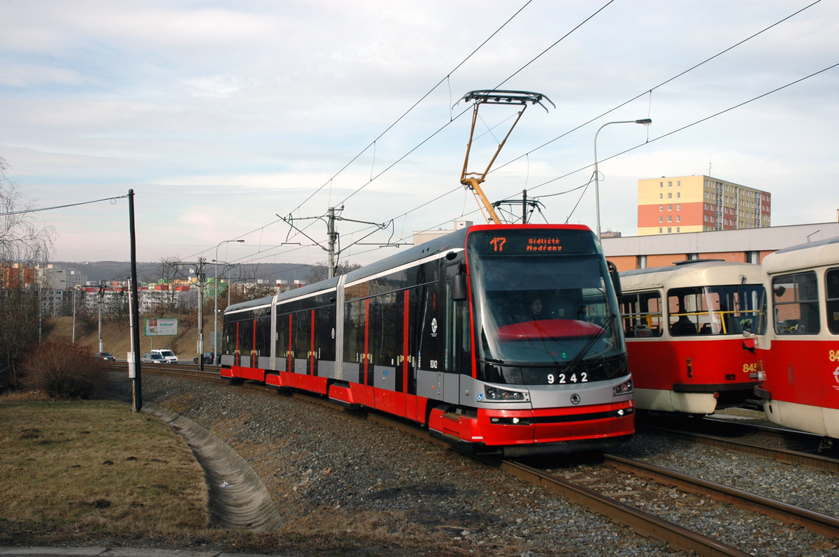 Прага, Škoda 15T3 ForCity Alfa Praha № 9242