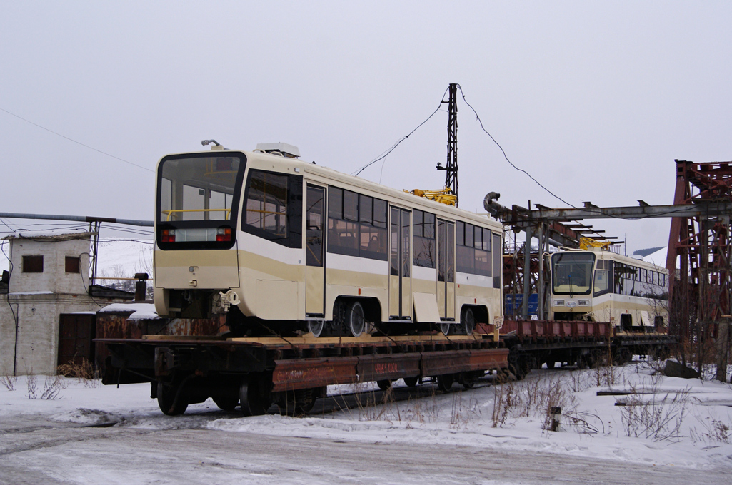 Ульяновск, 71-619А-01 № 1262; Усть-Катав — Новые вагоны