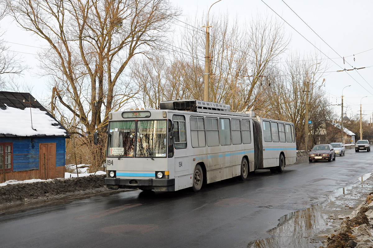 Луцк, ЮМЗ Т1 № 194