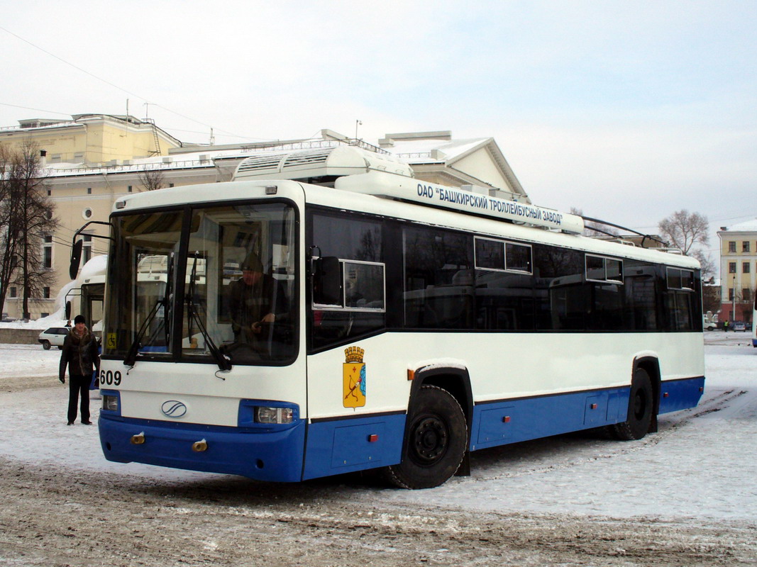 Киров, БТЗ-52768А № 609