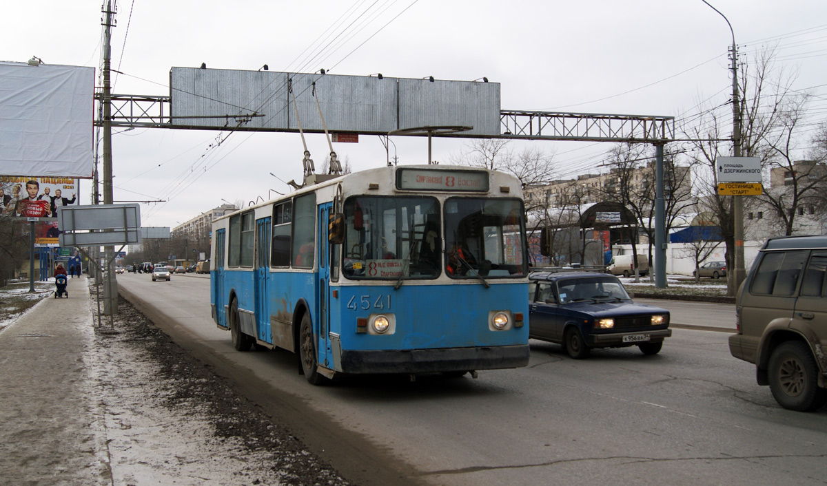 Волгоград, ЗиУ-682В-012 [В0А] № 4541