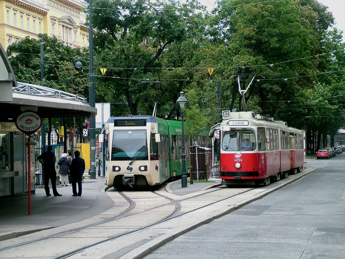Вена, Bombardier 400 № 401; Вена, SGP Type E2 № 4054; Вена — Интерурбан Wiener Lokalbahnen Вена, Bombardier 400 № 401; Вена, SGP Type E2 № 4054; Вена — Интерурбан Wiener Lokalbahnen