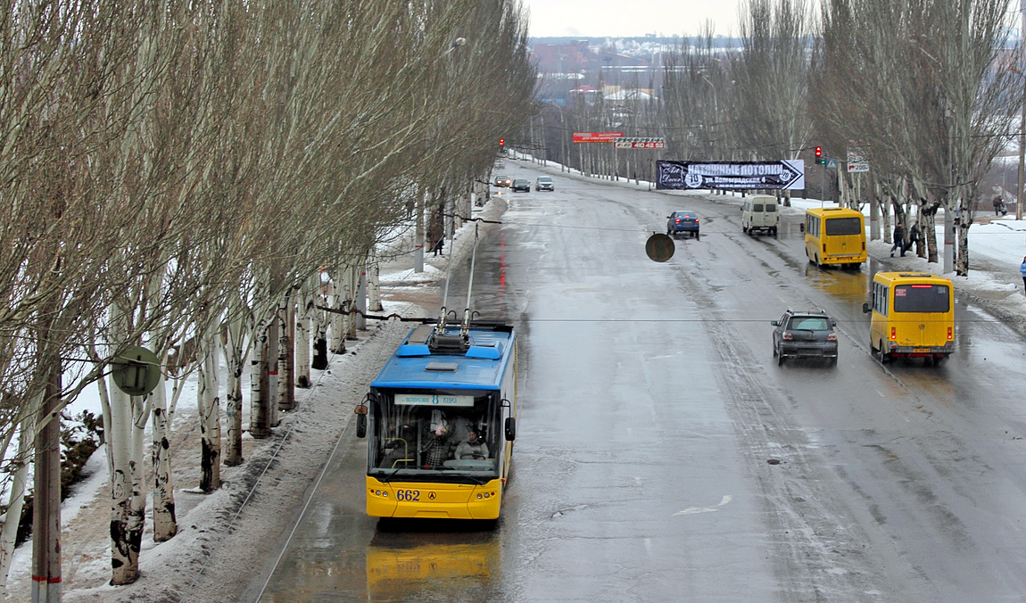 Krzywy Róg, LAZ E183D1 Nr 662