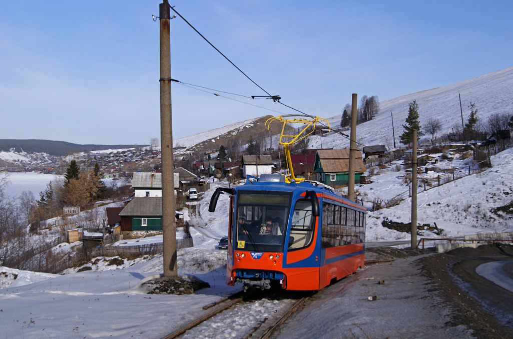 Таганрог, 71-623-02 № 358; Усть-Катав — Новые вагоны