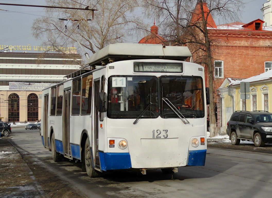 Екатеринбург, ЗиУ-682 КР Иваново № 123