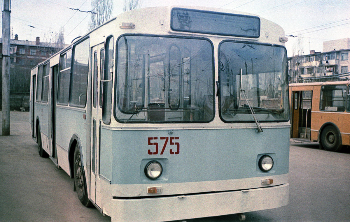 Краснодар, ЗиУ-682В № 575