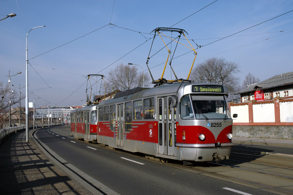 布拉格, Tatra T3R.PLF # 8255