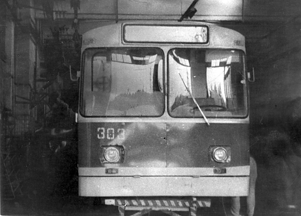 Краснодар, ЗиУ-682В № 303