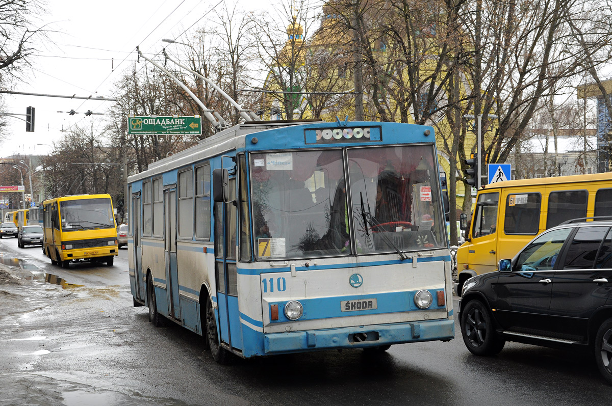 Ровно, Škoda 14Tr89/6 № 110