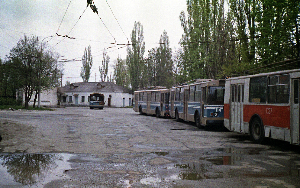 Краснодар, ЗиУ-682В [В00] № 037; Краснодар, ЗиУ-682Г [Г00] № 114; Краснодар, ЗиУ-682Г [Г00] № 115