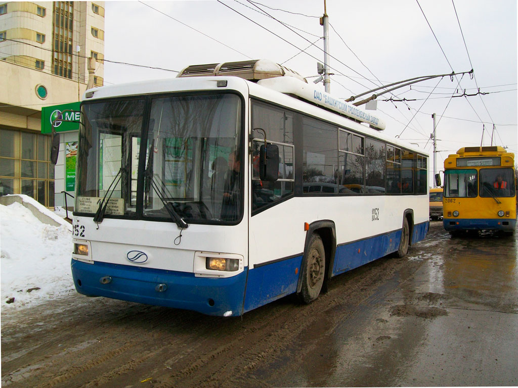 Уфа, БТЗ-52767А № 1052