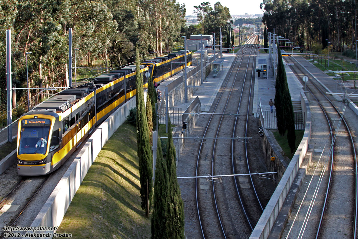 Порту, Bombardier Flexity Swift № MP127